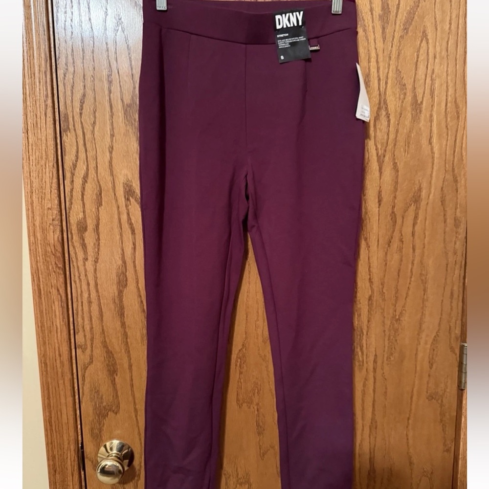 DKNY Women’s Burgundy Pull-On Pants NWT- Size Small